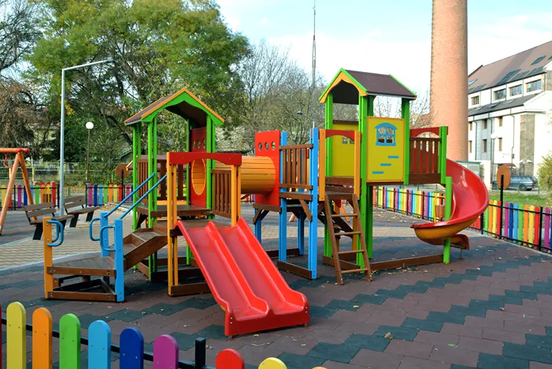 Детски съоръжения за игра